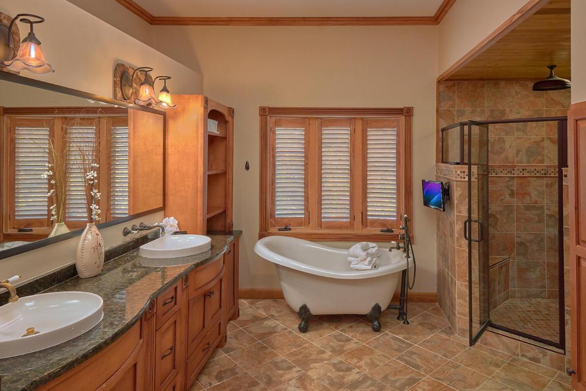 Journey'S End, 5 Bedrooms, Sleeps 12, Private Outdoor Pool, Theater, Sauna Sevierville Exterior foto