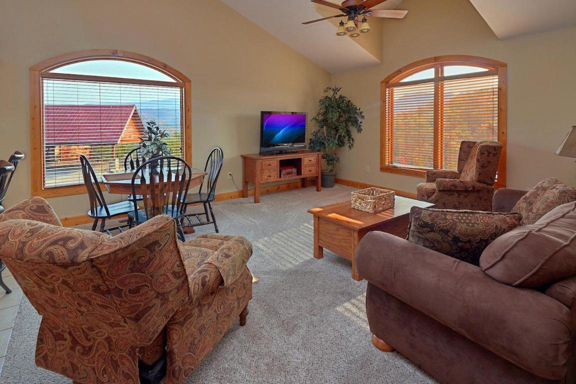 Journey'S End, 5 Bedrooms, Sleeps 12, Private Outdoor Pool, Theater, Sauna Sevierville Exterior foto